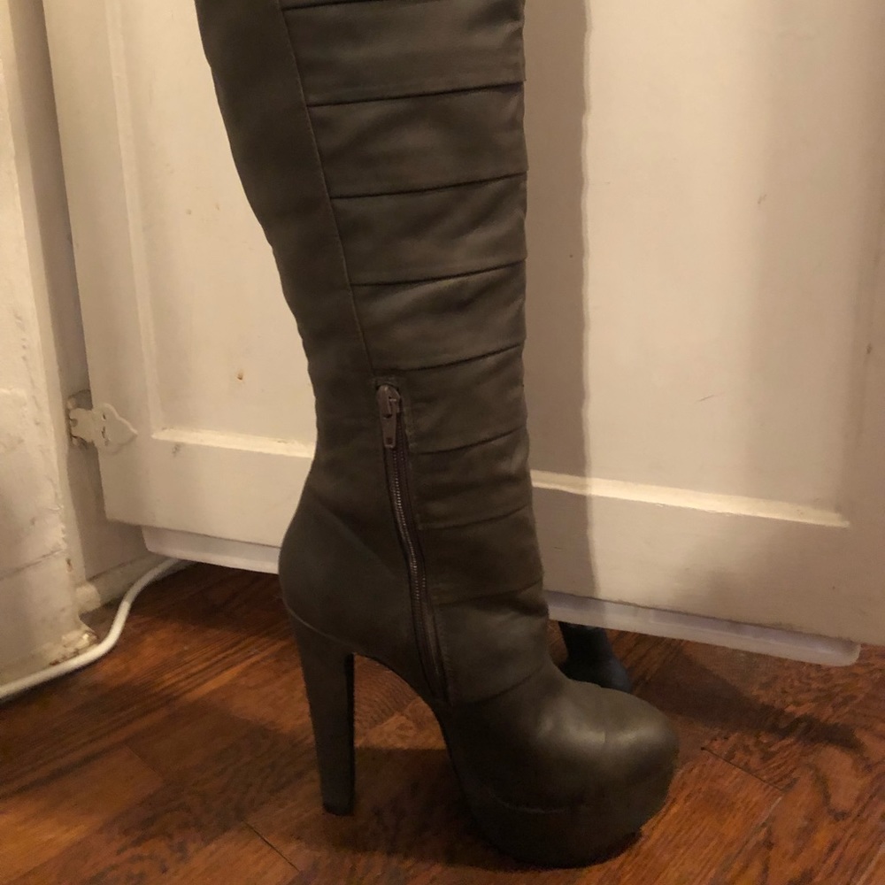 Jessica Simpson Heeled high boots in Gray